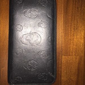 Alexander McQueen Skull Embossed Leather Wallet